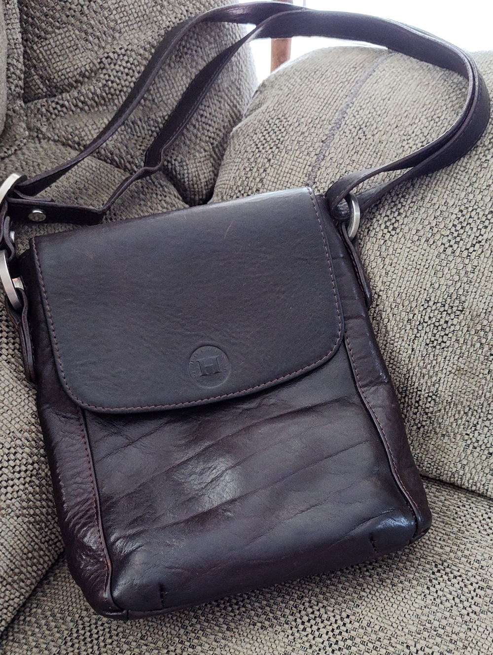 Classic Black Leather Crossbody Bag - With Adjustable Strap